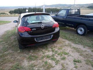 Opel Astra 2012  1.3 CDTI ecoFlex Edition-thumb-7