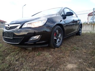 Opel Astra 2012  1.3 CDTI ecoFlex Edition-thumb-3