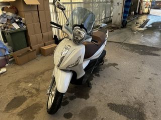 Piaggio Beverly 300i '19 ABS/ESP