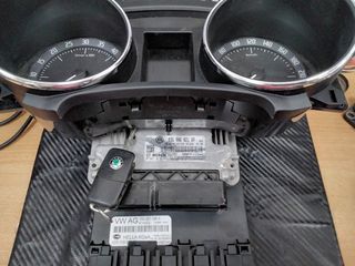 SKODA SUPERB II SET IMMO BOSCH 0 281 014 113,03G906021QP,EDC16U34,1K0937086A,3T1920811D
