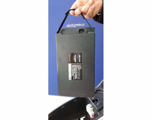 Roller / Scooter 2024 Swuity (ΧΩΡΙΣ ΔΙΠΛΩΜΑ)-thumb-12
