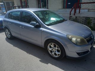 Opel Astra '06 Astra 5D COSMO 1.6