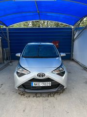 Toyota Aygo '19 5D x-Play Touch