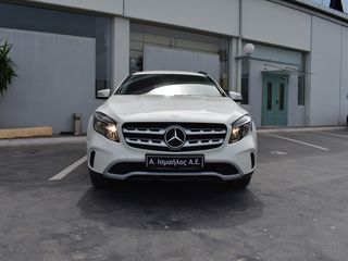 Mercedes-Benz GLA 200 '17  7G-DCT 1.6lt 156hp