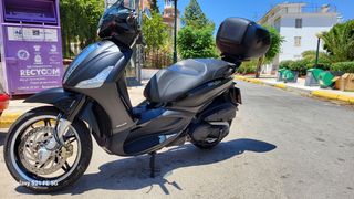 Piaggio Beverly 350 '19 Police