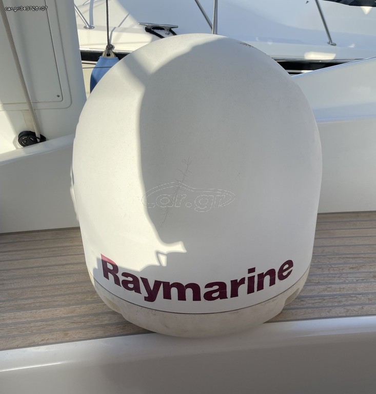 Raymarine 45STV Satellite TV Antenna System Capable f/ EUROPE E93003 45 STV