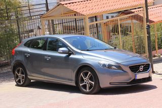 Volvo V40 '15 D2 - Livstyl / Μηδενικά τέλη, Άριστη επιλογή