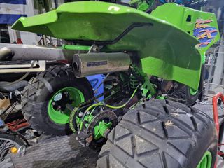 Kawasaki 1987-thumb-1