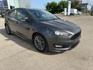 Ford Focus '17 ST LINE