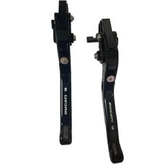 ΜΑΝΕΤΕΣ DUCATI MONSTER M620/750/800 02' ΣΠΑΣΤΕΣ ΡΥΘΜΙΖΟΜΕΝΕΣ ΜΑΥΡΕΣ ΜΕ ΛΟΓΟΤΥΠΟ DUCATI