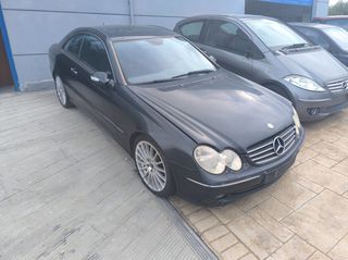 Mercedes-Benz CLK 500 2005-thumb-1