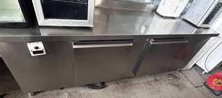 Ψυγείο πάγκος με εξωτερική μηχανη