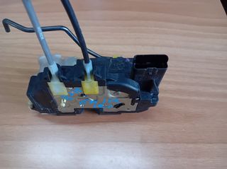 ΚΛΕΙΔΑΡΙΑ ΕΜΠΡΟΣ ΑΡΙΣΤΕΡΗ HYUNDAI I20 2008-2014