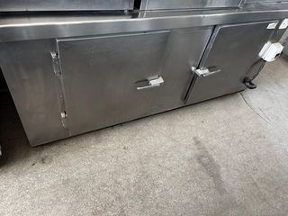 Ψυγείο πάγκος με εξωτερική μηχανή 