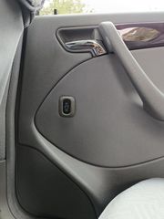 Mercedes-Benz C 180 2000 Elegance-thumb-50