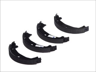 Σετ σιαγόνων φρένων, χειρόφρενο BMW 1 (E81), 1 (E82), 1 (E87), 1 (E88), 1 (F20), 1 (F21), 2 (F22, F87), 2 (F23), 3 (E36), 3 (E46), 3 (E90), 3 (E91), 3 (E92), 3 (E93), 3 (F30, F80), 3 (F31) 1.