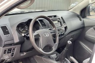 Toyota Hilux 2013 4x2  MPLOKE DIAFORIKO-thumb-11
