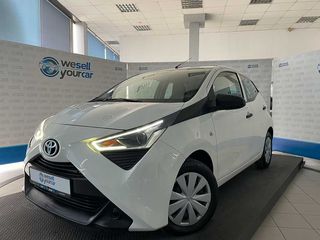 Toyota Aygo '21 X PLAY android (από 131,05€/ μήνα)