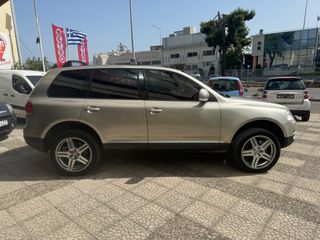 Volkswagen Touareg 2003-thumb-9