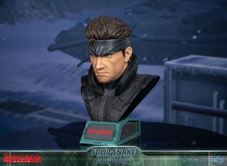 Metal Gear Solid (Solid Snake Grand-Scale Bust) RESIN Statue / Fan Shop and Merchandise