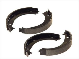 Σετ σιαγόνων φρένων, χειρόφρενο  BMW 3 (E36), 5 (E28), 5 (E34), 6 (E24), 7 (E23), 7 (E32), 7 (E38), 8 (E31), Z3 (E36), Z8 (E52) 1.8-5.6 04.76-12.03
