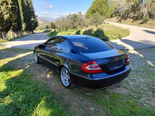 Mercedes-Benz CLK 200 2004 Coupé Elegance Automatic-thumb-3