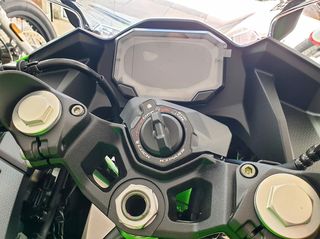Kawasaki 2024 Ninja 500 SE-thumb-4