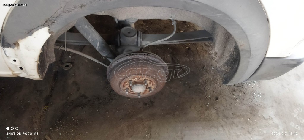 Ford Transit connect Άξονες πισω 