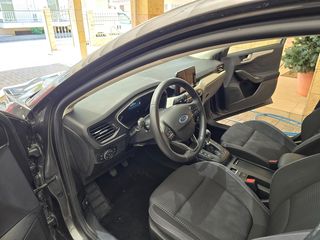 Ford Focus 2021 1.5EcoBlue TDCI-thumb-17