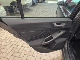 Ford Focus 2021 1.5EcoBlue TDCI-thumb-8