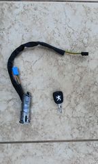 Peugeot 206 Κλειδαριά Κινητήρα   *-thumb-10