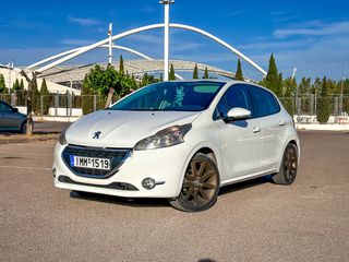 Peugeot 208 '12