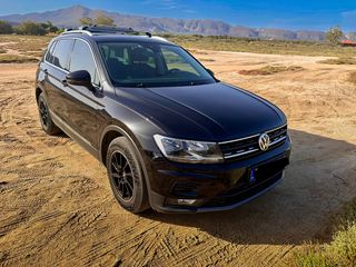 Volkswagen Tiguan '19  1.5 TSI