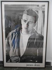 Καδρα με poster James Dean