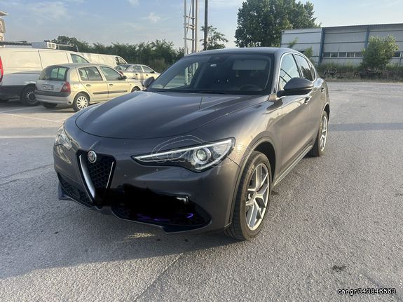 Alfa Romeo Stelvio '18