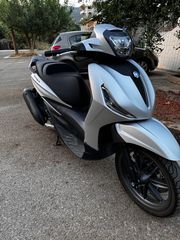 Piaggio Beverly 300 '23 HPE