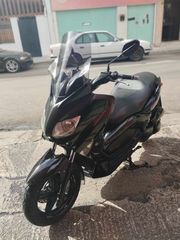 Yamaha X-MAX 250 '11