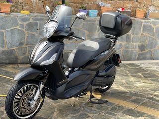 Piaggio Beverly 300i '19 Police