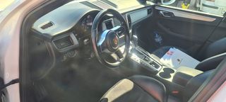 Porsche Macan 2016 GTS-thumb-44