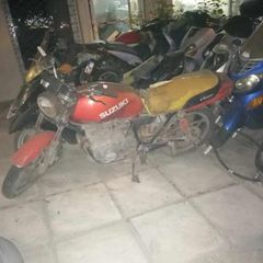Suzuki GSX 250 1985-thumb-1