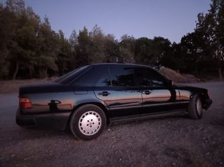 Mercedes-Benz 200 1990