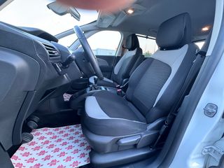 Citroen C4 Picasso 2014-thumb-47