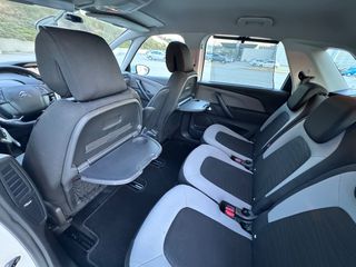 Citroen C4 Picasso 2014-thumb-51