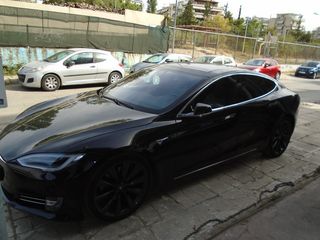 Tesla Model S 2017 90D-thumb-2