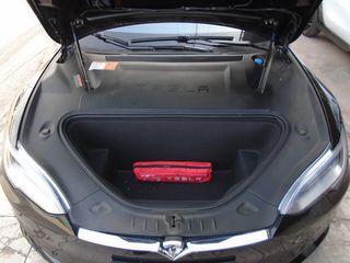 Tesla Model S 2017 90D-thumb-7