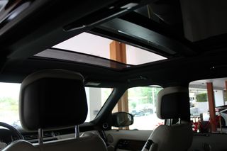 Land Rover Range Rover 2018 PLUG IN P400e VOGUE-thumb-24