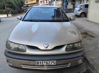 Renault Laguna '00