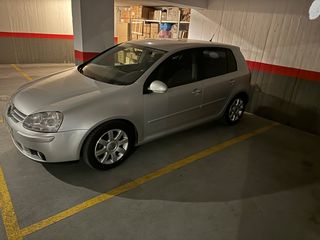 Volkswagen Golf 2006 1.6 FSI Sportline