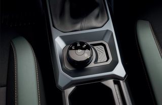 Dacia Duster 2026 Εxtreme hybrid-G 150 4x4 auto-thumb-4