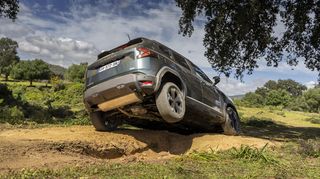 Dacia Duster 2026 Εxtreme hybrid-G 150 4x4 auto-thumb-3